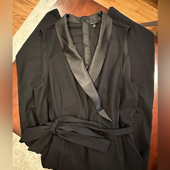 Torrid Size 24 Black One Piece Busty V Neck Cocktail Party Tuxedo Jumpsuit - Picture 2 of 8